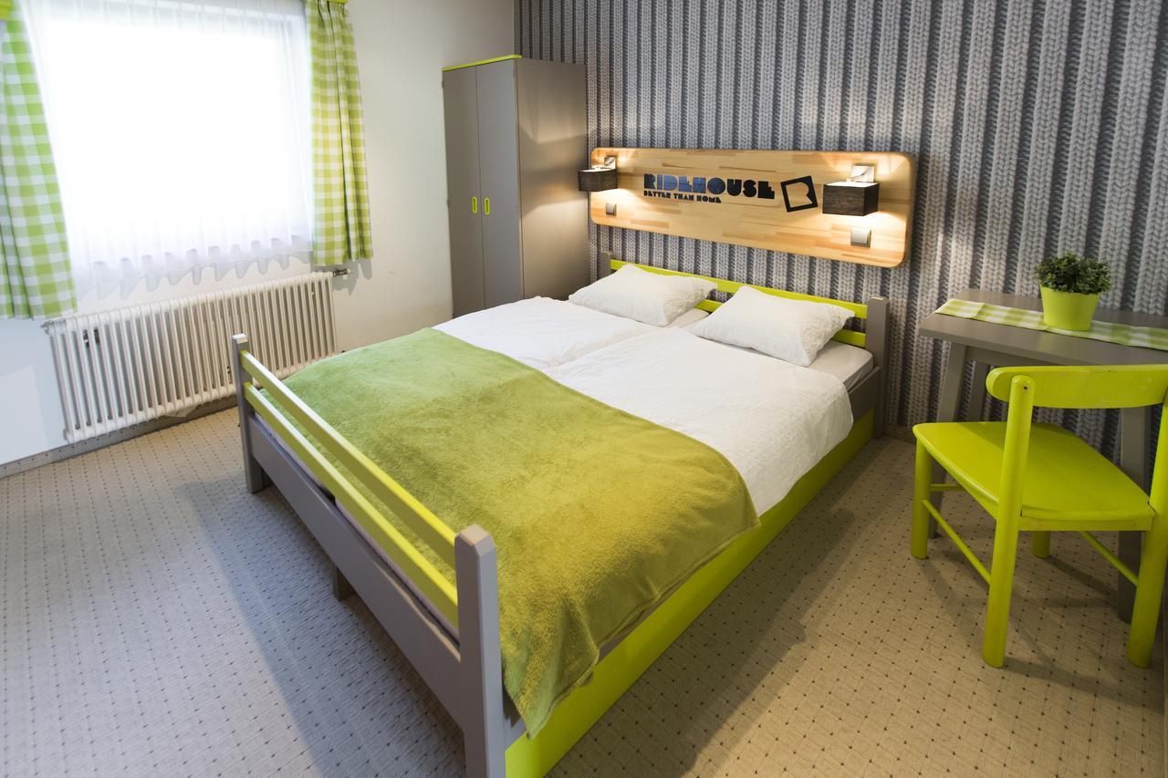 Frühstückspension Ridehouse *